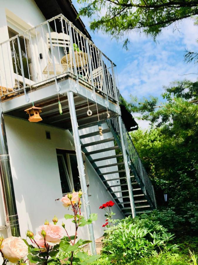 Charmante Ferienwohnung mit Balkon im 5-Seen-Land Hechendorf am Pilsensee Exterior foto