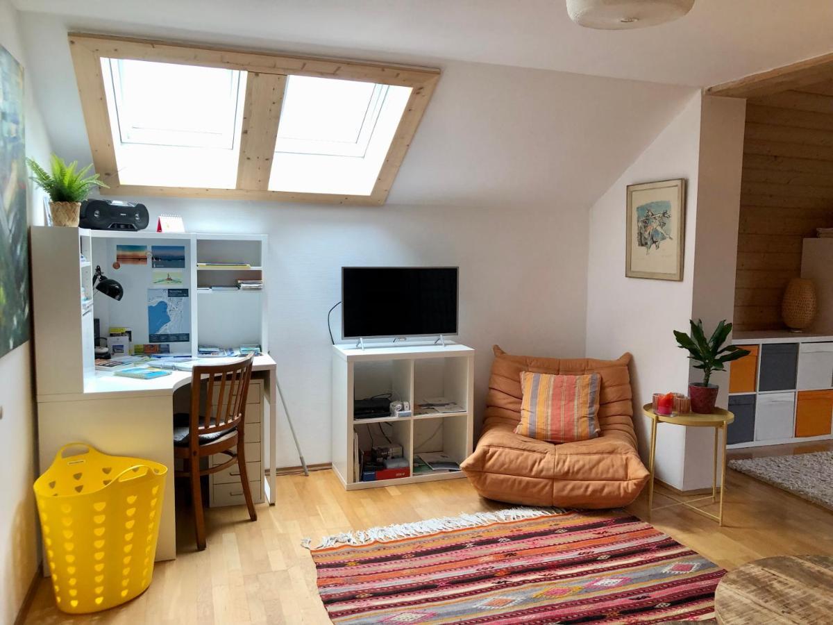Charmante Ferienwohnung mit Balkon im 5-Seen-Land Hechendorf am Pilsensee Exterior foto